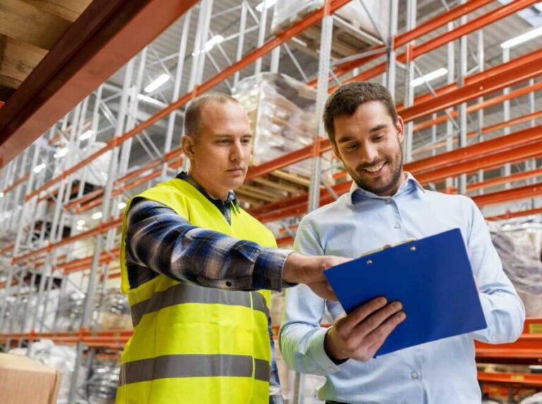 Training-for-Warehouse-Workers-1-890x664